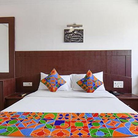 Hotel Shirdi Sai Wada מראה חיצוני תמונה