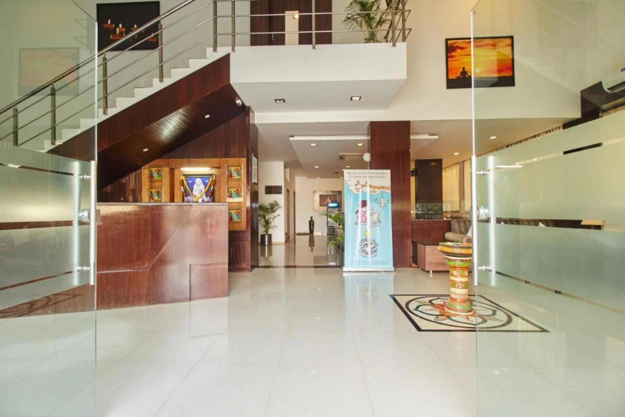 Hotel Shirdi Sai Wada מראה חיצוני תמונה
