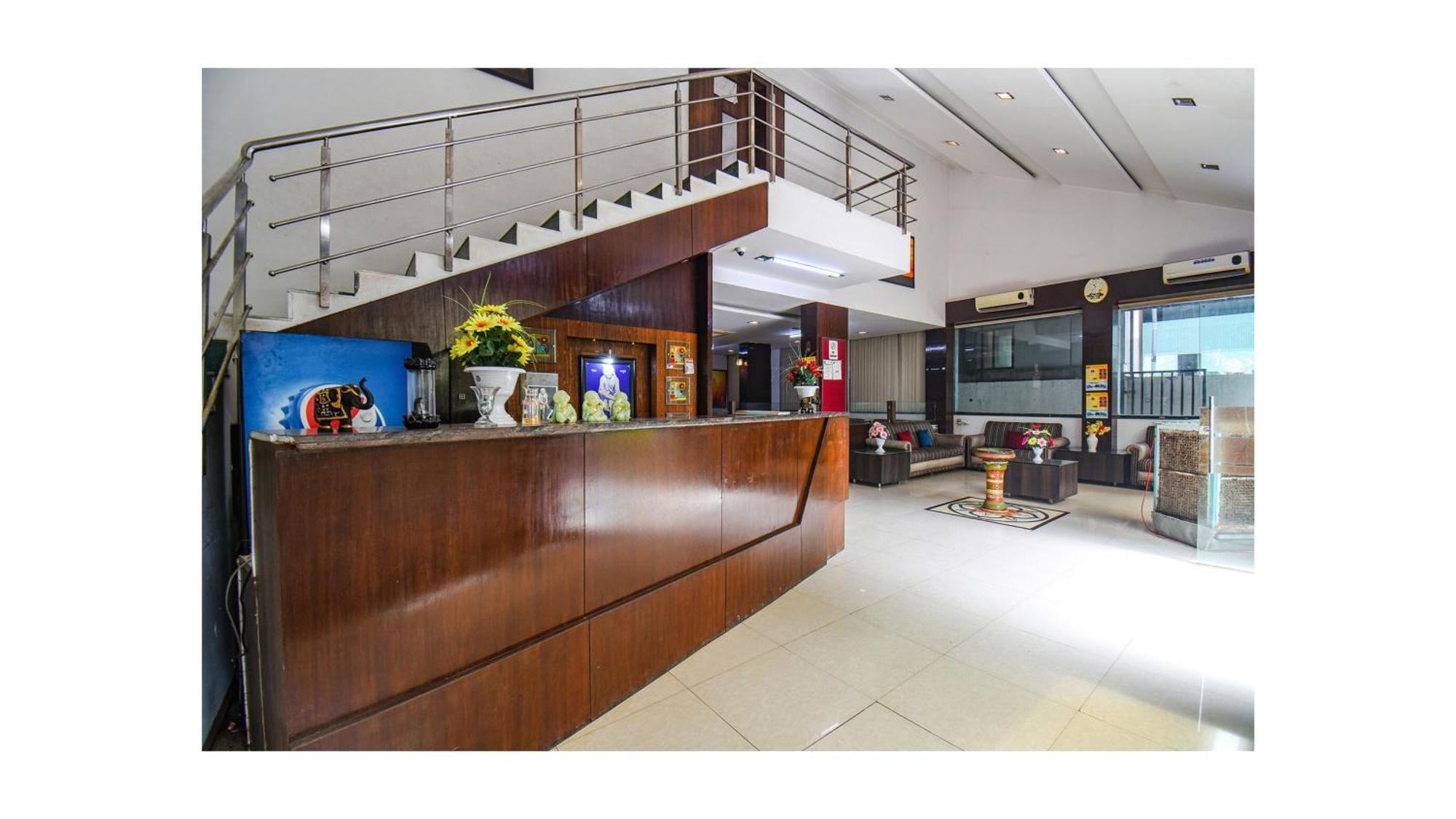 Hotel Shirdi Sai Wada מראה חיצוני תמונה
