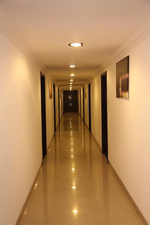 Hotel Shirdi Sai Wada מראה חיצוני תמונה