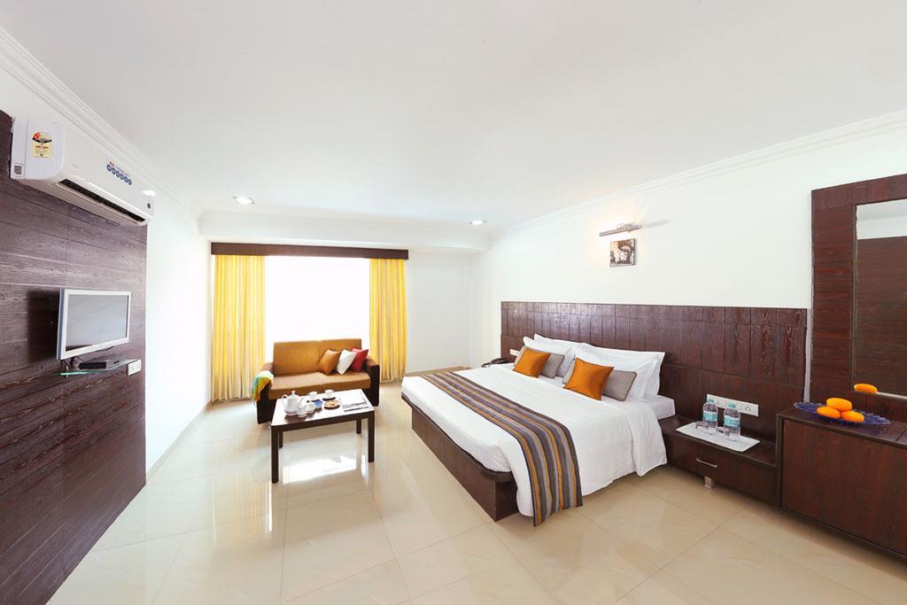 Hotel Shirdi Sai Wada מראה חיצוני תמונה